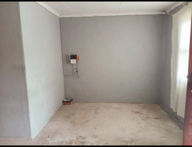 2 BEDROOM HOUSE FOR SALE IN BLOEMENDAL